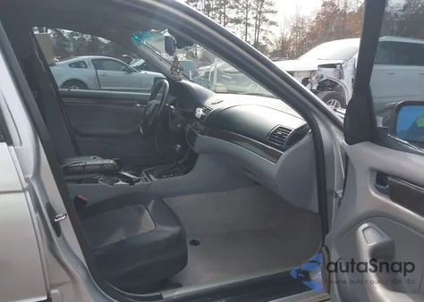 2003 BMW 325I from USA, damaged, VIN WBAET37463NJ26357